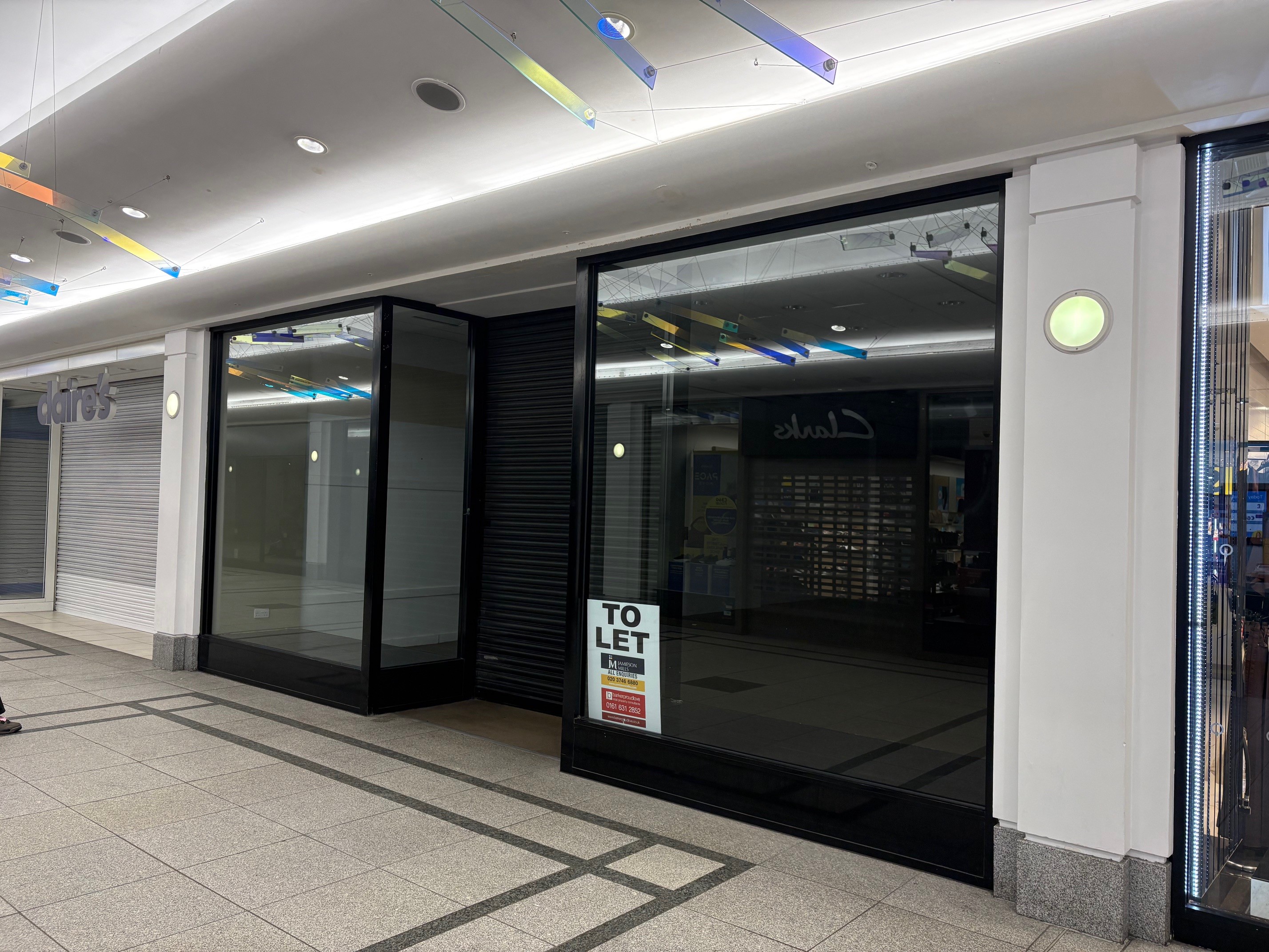 Photo of 15 Peascod Lane (Unit 87), The Lanes Shopping Centre