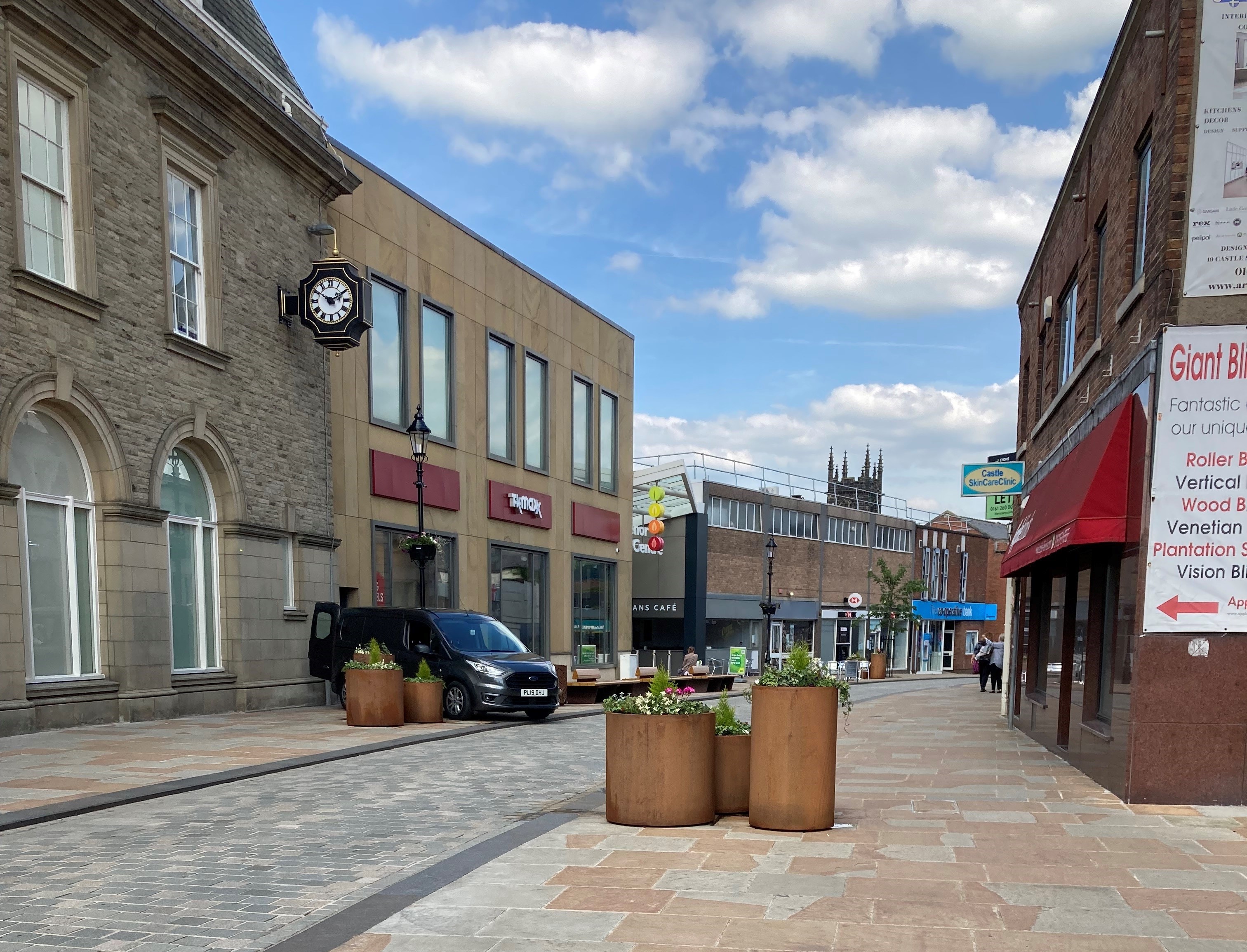 Photo of 18 Castle Street, Grosvenor Shopping Centre SK11 6AX