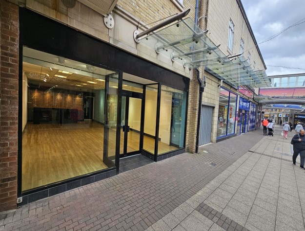 Photo of Unit 33, Wellington Square Shopping Centre TS18 1NA