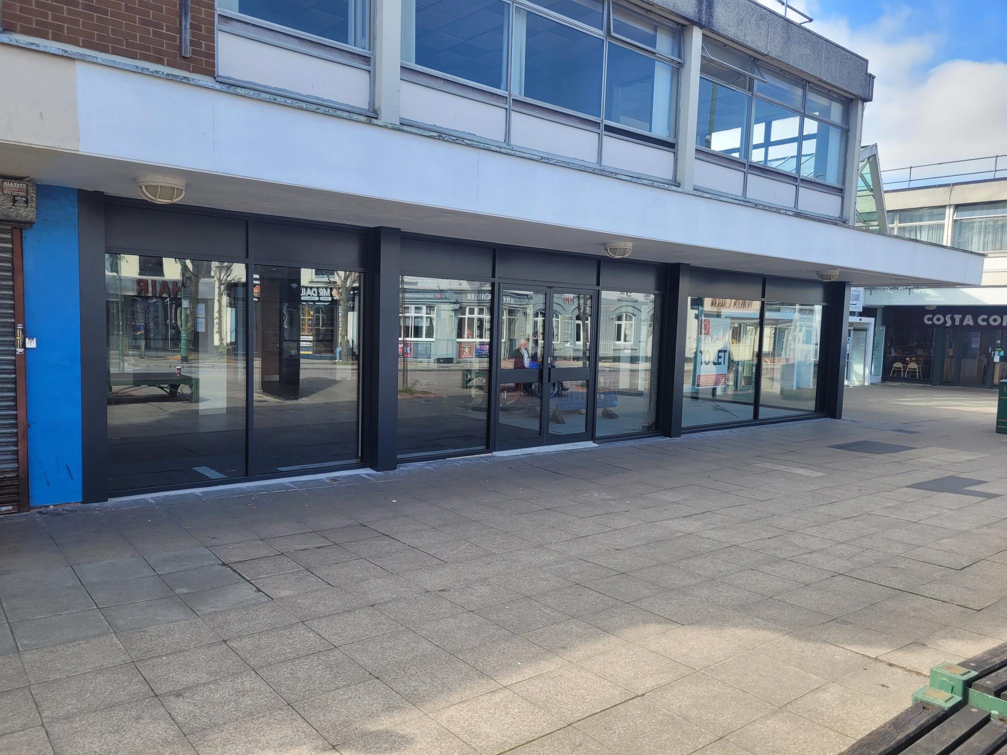 Photo of 2-6 Clarendon Place, Clarendon Square Shopping Centre
