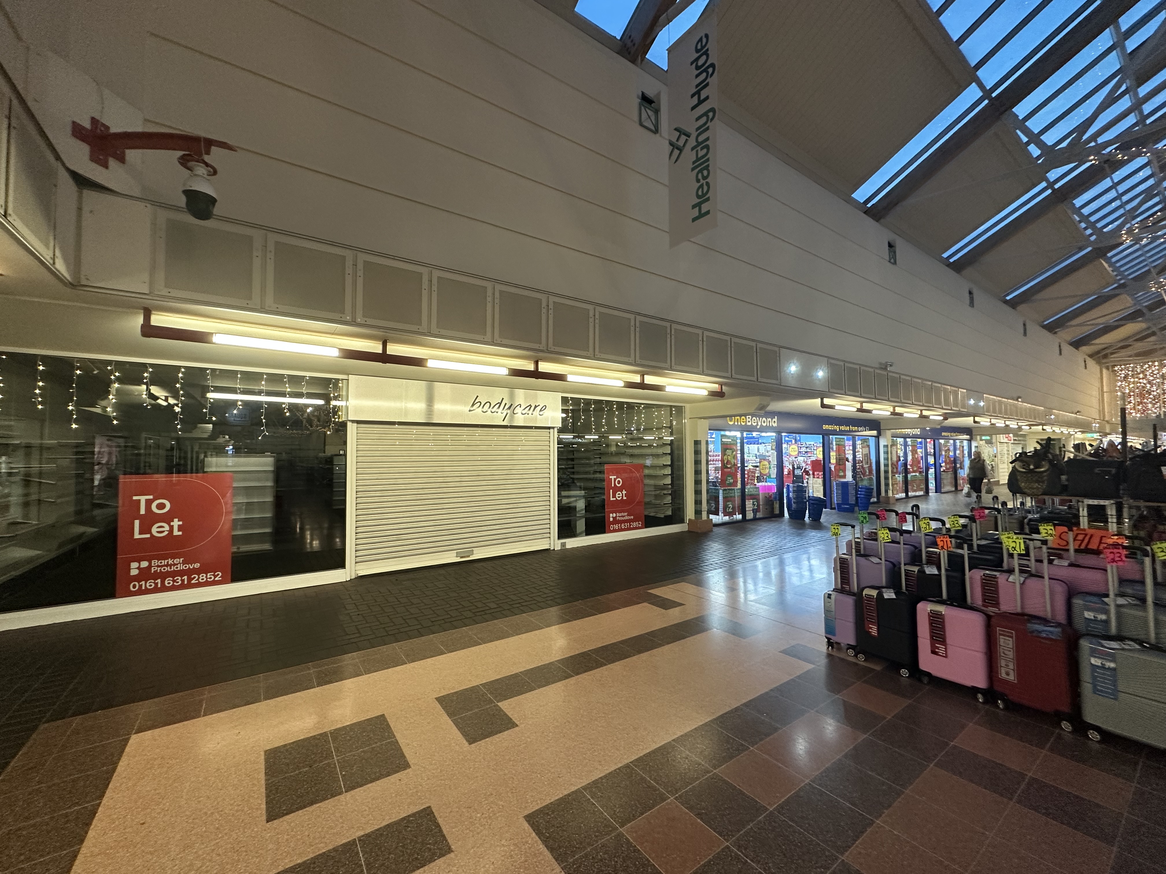Photo of Unit 4 Howard Place, Clarendon Square Shopping Centre