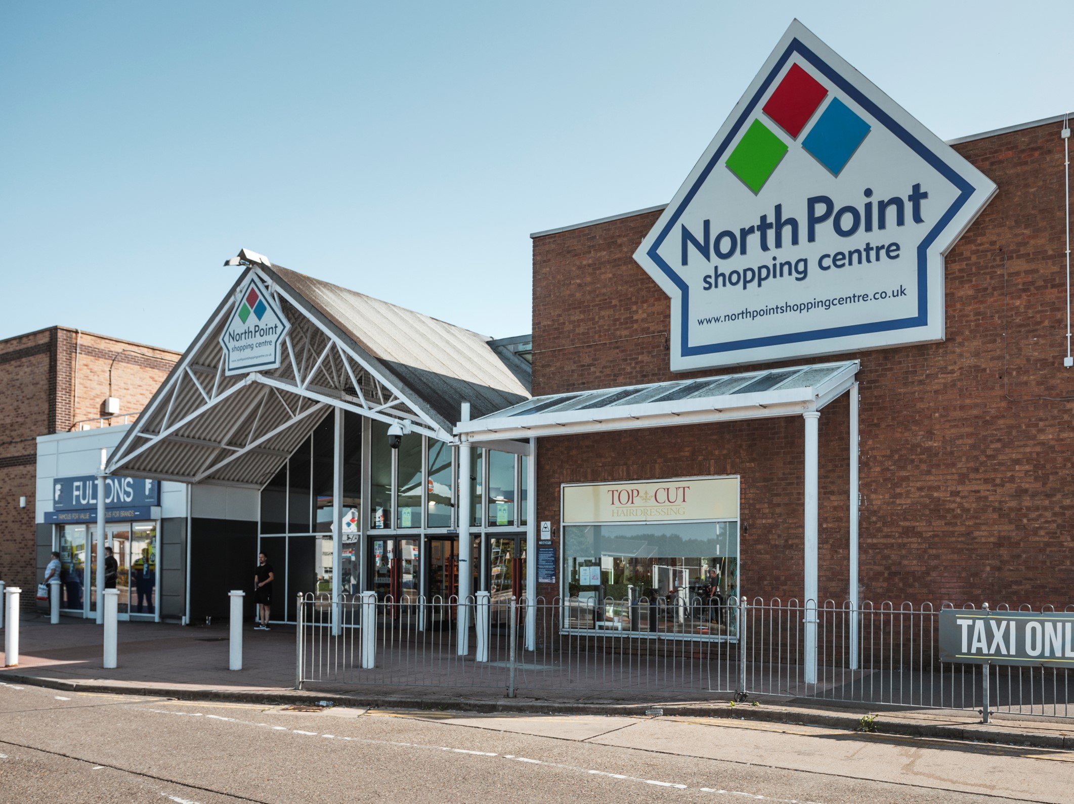 Photo of Unit 2 (60 Goodhart Road), North Point Shopping Centre HU7 4EE
