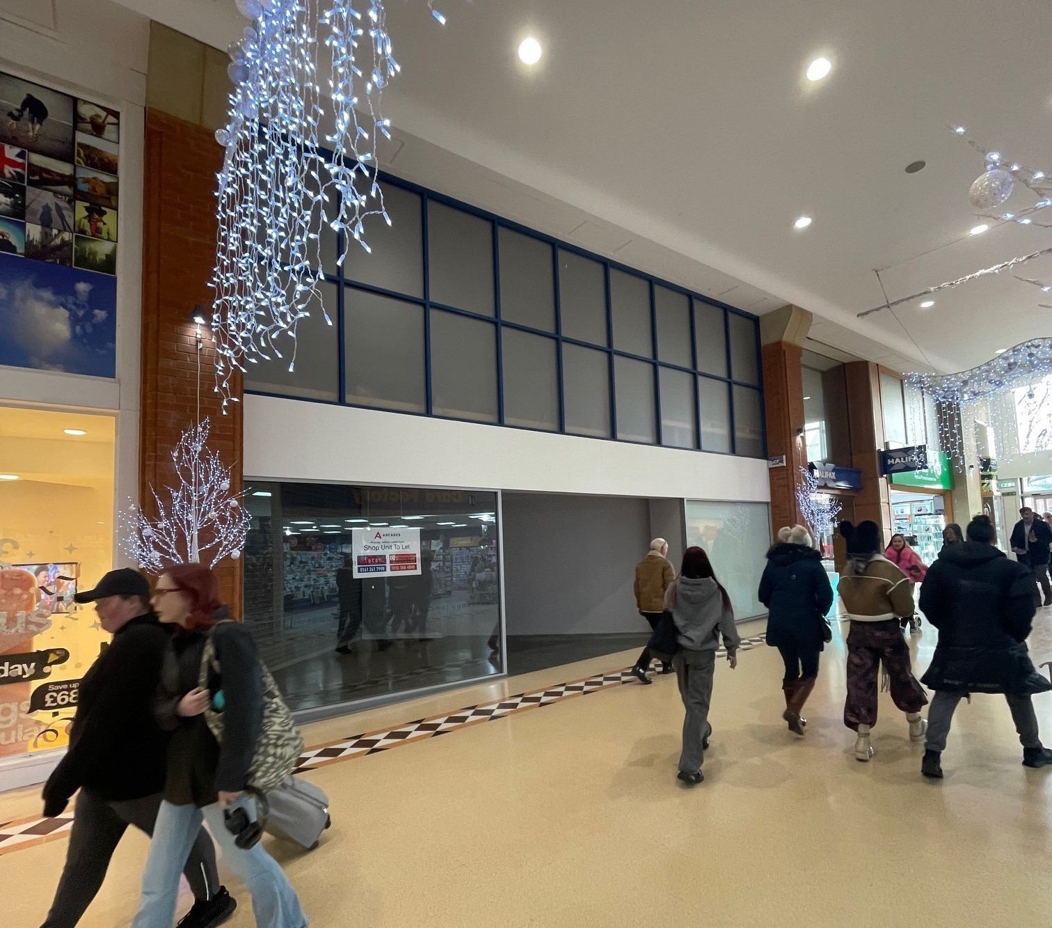 Photo of Unit 33, The Arcades Shopping Centre 