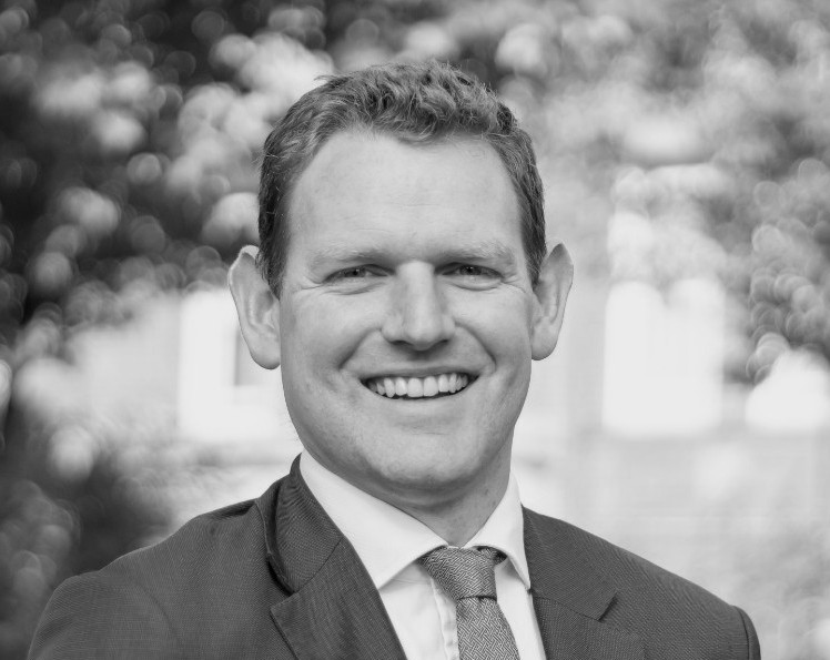 Alistair Chapman - MRICS